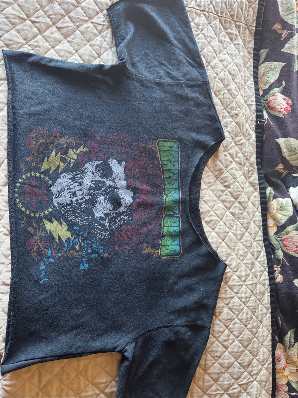 Black Kids Graphic Sweatshirt with Skull Design